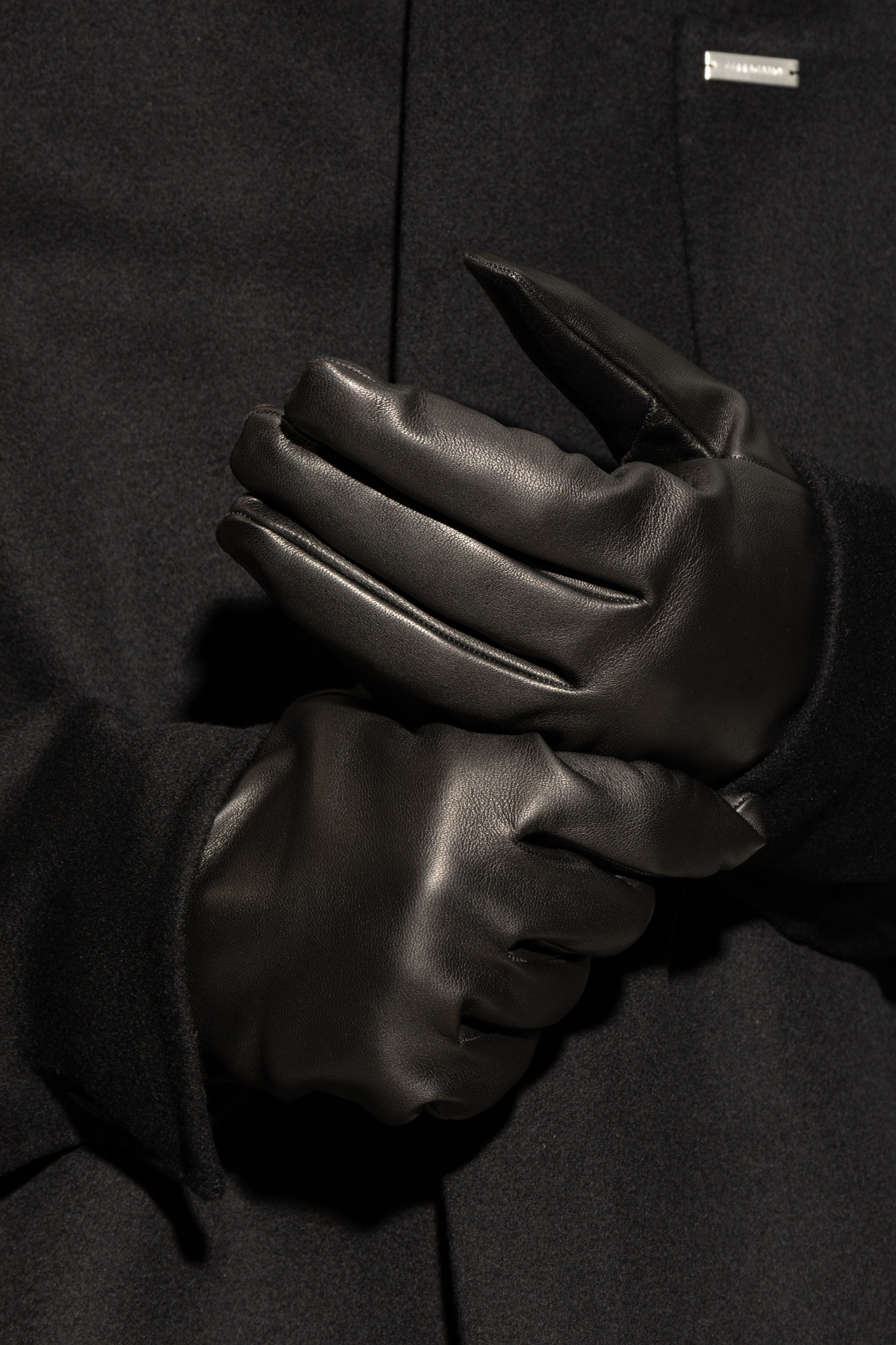 Ferragamo leather gloves discount